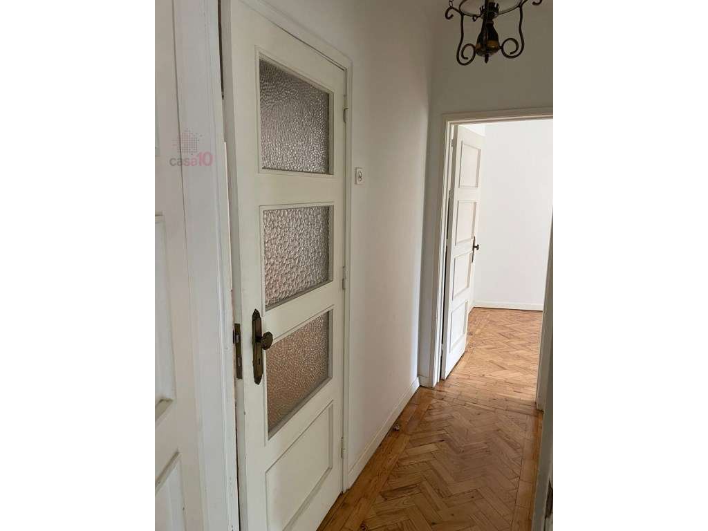 Apartamento T3 para venda no centro do Barreiro-18