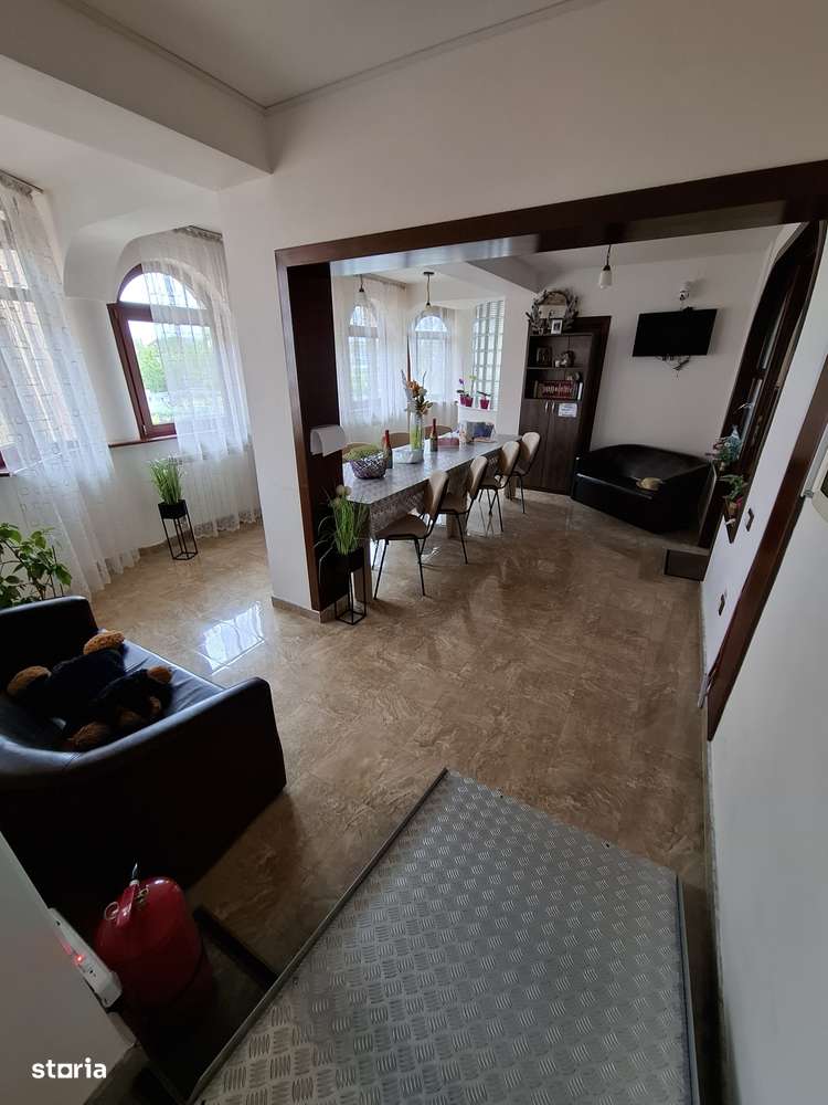 Exclusivitate km5 vila S+P+1E+M, 320mp utili, teren 1000mp, pret neg-10