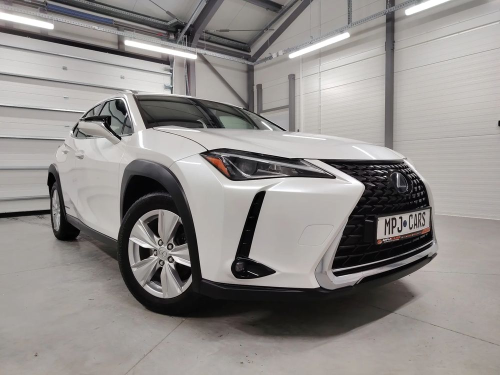 Lexus UX 250h Elegance 2WD 2021
