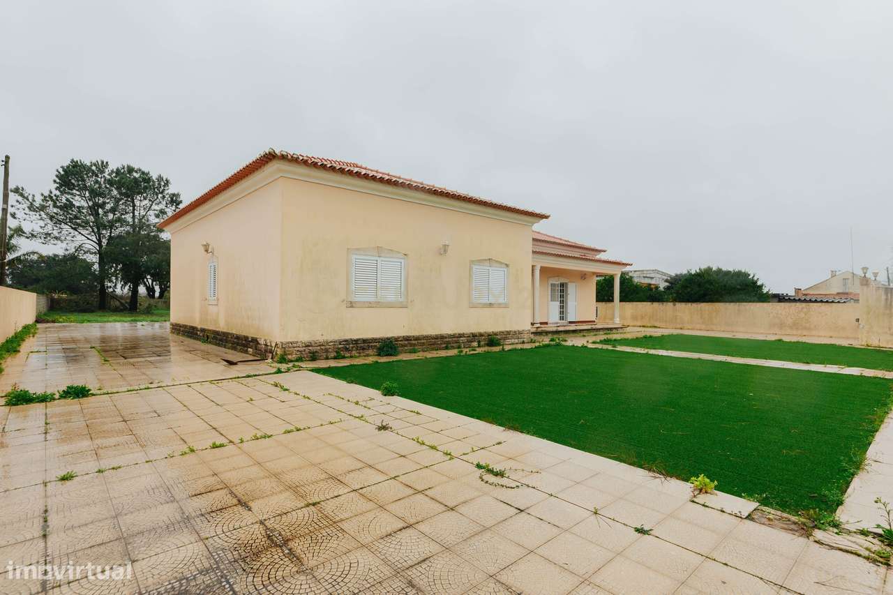 Moradia Térrea T4 com Garagem no Pinhal Novo – Espaço, Conforto e Qual - Grande imagem: 4/48