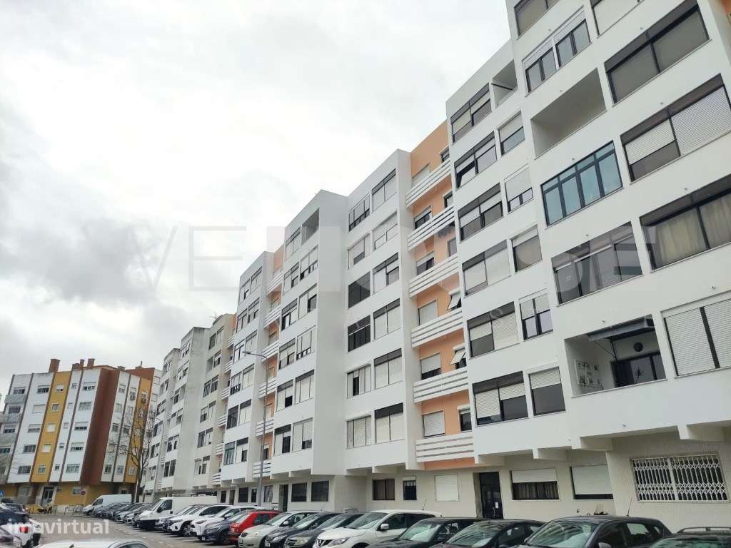 Apartamento T2 com Excelente Área e Vista Desafogada para Monsanto ...-19