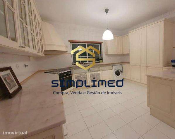 Moradia Tradicional Portuguesa na Atalaia, Proximidade a Lisboa - Grande imagem: 5/20