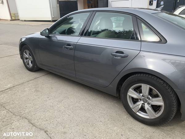 Audi A4 Avant 40 TDI S tronic advanced - 15