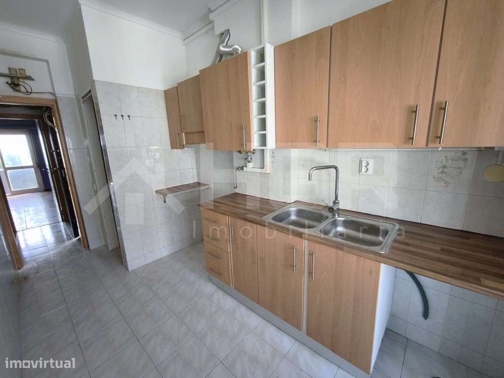 T3 + 1 | DUPLEX | BOA LOCALIZAÇÃO | ARRENTELA (MURTINHEIRA)-9