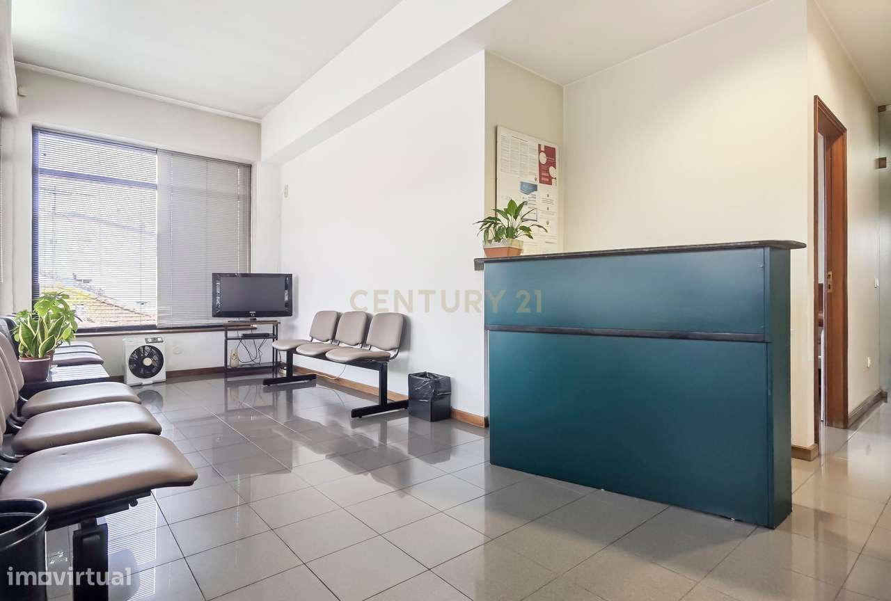 Clínica Dentária - Oportunidade Única! - Grande imagem: 3/15