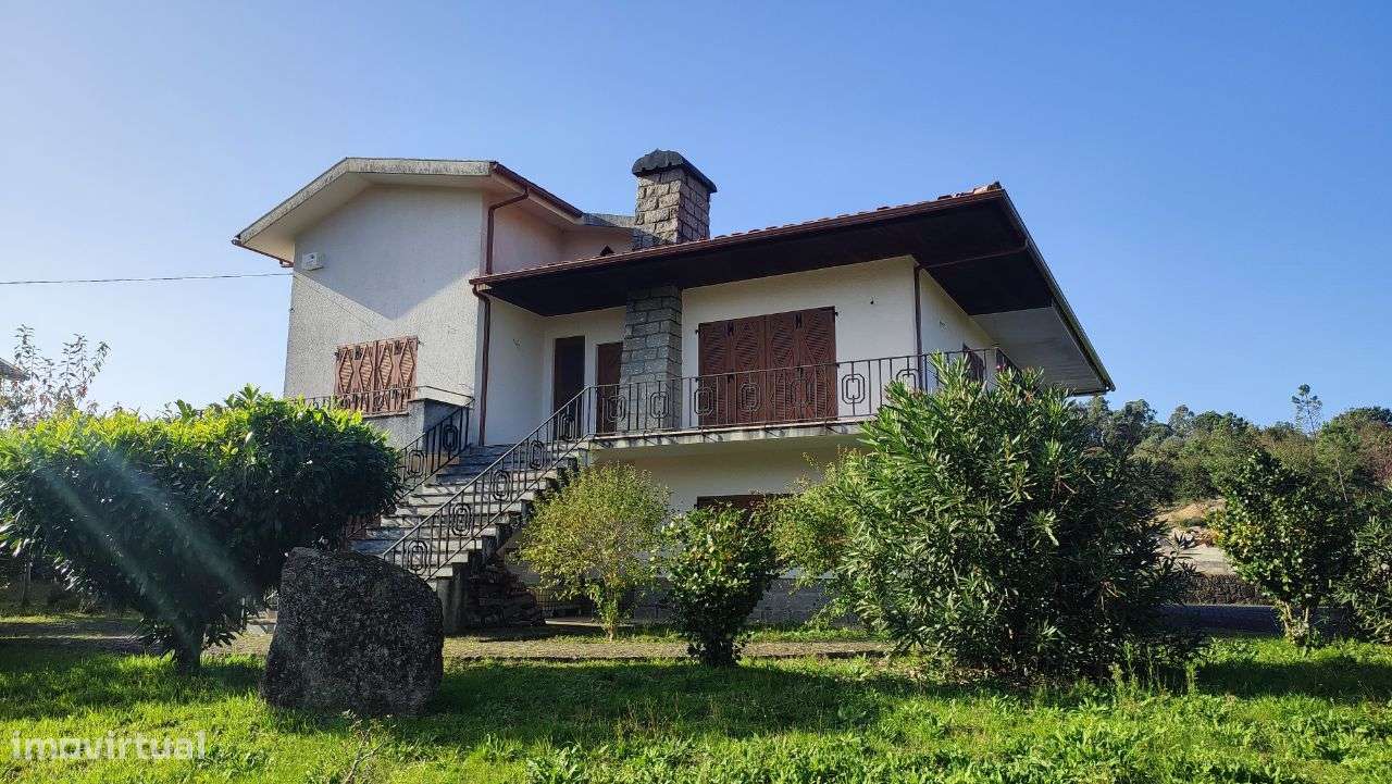 Moradia individual T5 em Panque, Barcelos - Grande imagem: 1/49