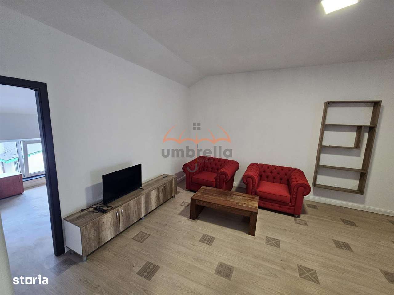 DE INCHIRIAT apartament 3 camere, 60 mp + parcare, 425 euro - Imagine principală: 2/9