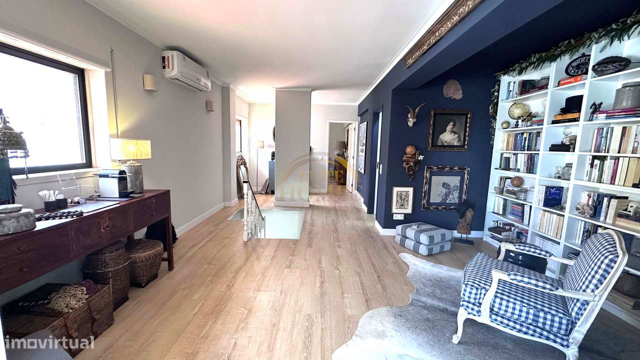 Duplex T4 com Terraço no Bairro do Rosário, Cascais.-22