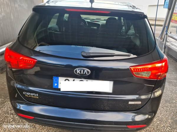 Kia Ceed SW 1.6 CRDi TX Prime - 12