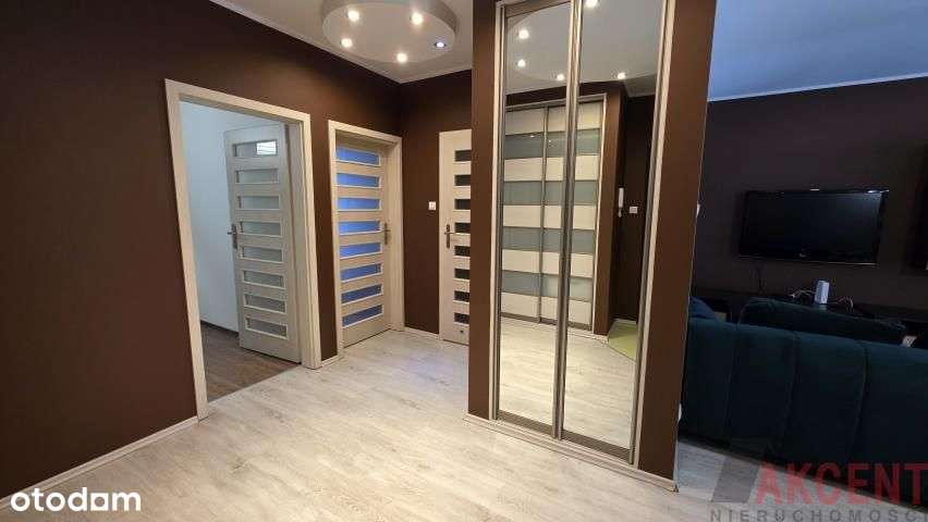 Lokal 3-pokojowy z garażem, tarasem i ogródkiem-4