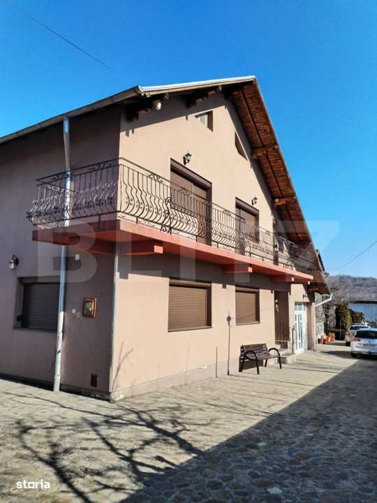 VILĂ DE LUX FIENI Comision 0% cumparator - Imagine principală: 5/19