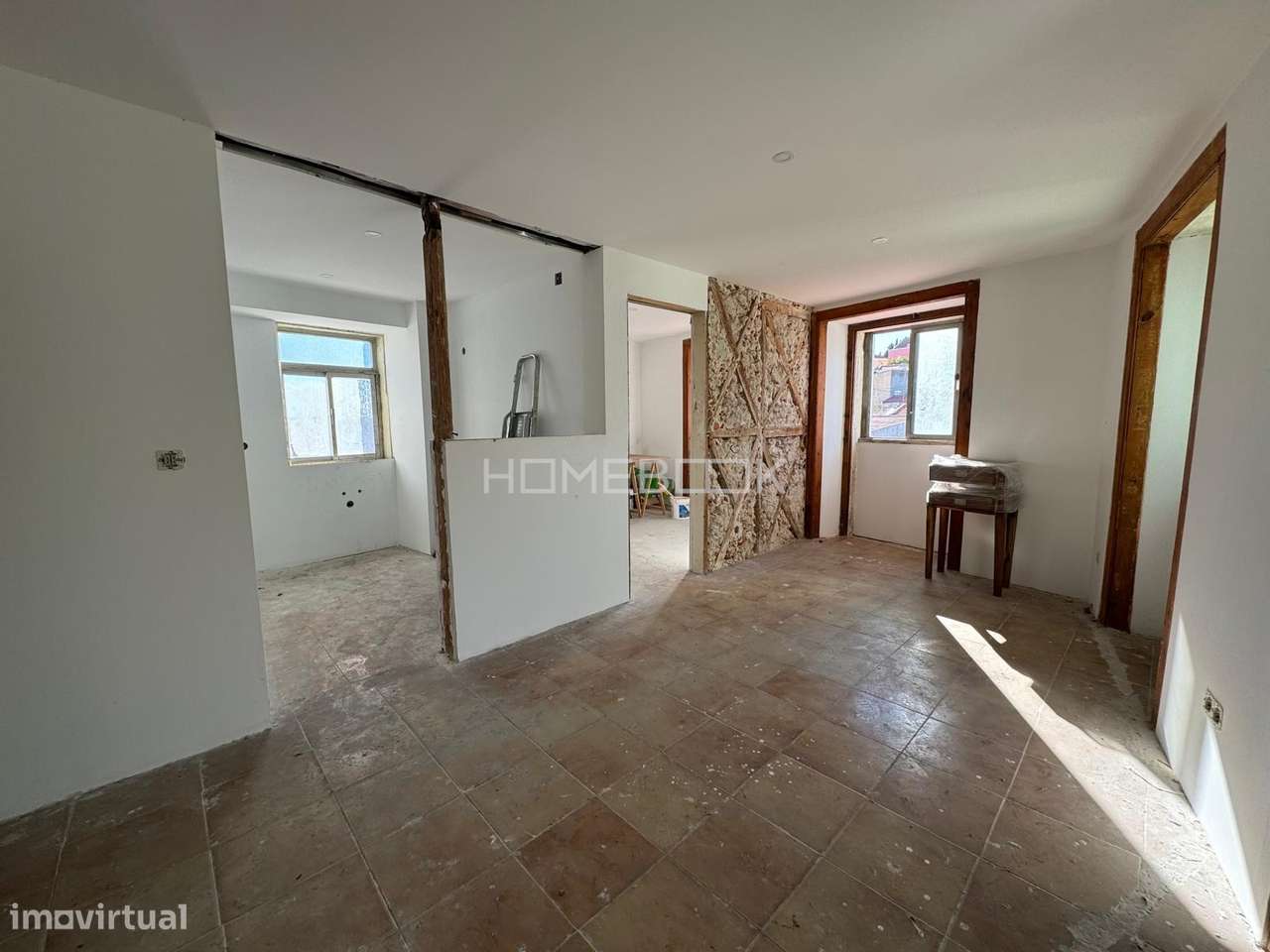 Prédio com 4 frações na Ajuda em Lisboa - Grande imagem: 4/10