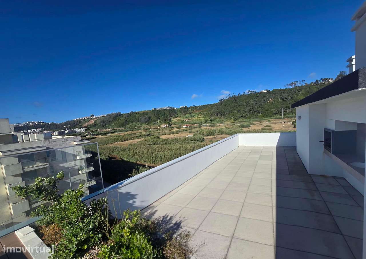 Lindíssimo Apartamento Novo T2 a dois passos da praia-2