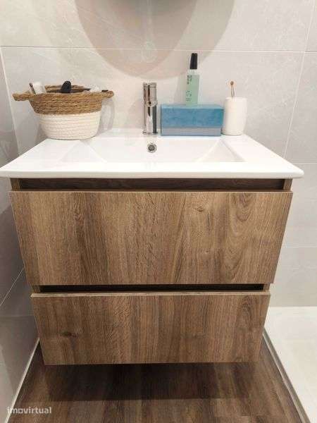 Apartamento semi recuperado T3 com box - Grande imagem: 5/7