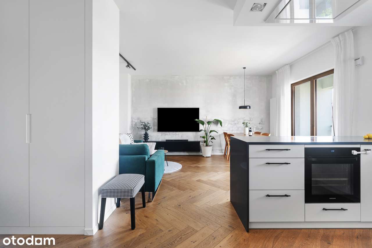 Klimatyzowane 3 pokoje z dużym balkonem | niecodzienny widok | garaż-1