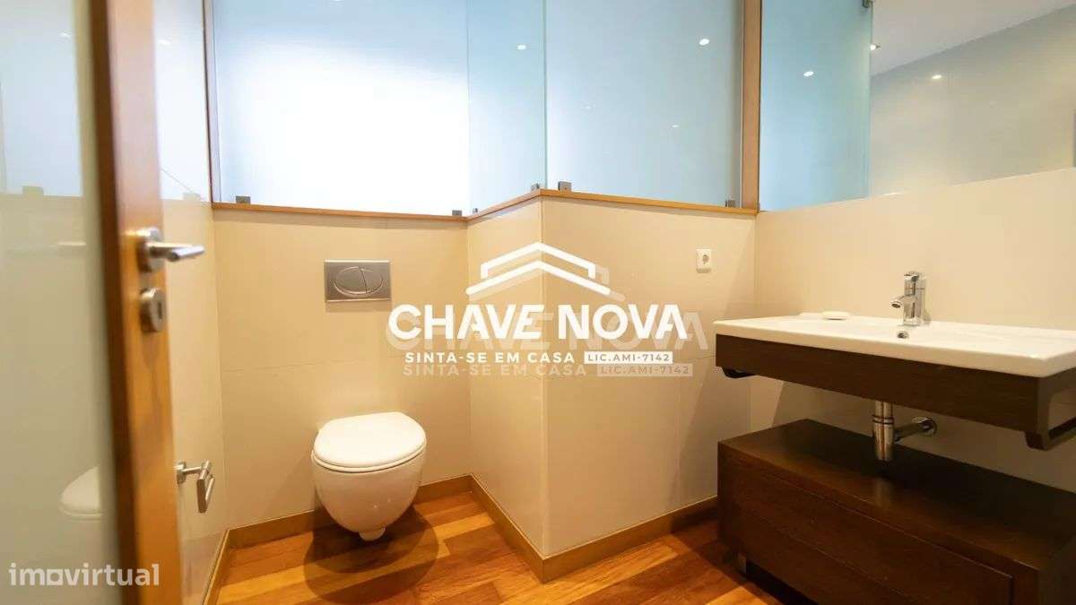 Moradia T4 Cond. Fechado c/piscina em Perosinho, Vila Nova de Gaia-11