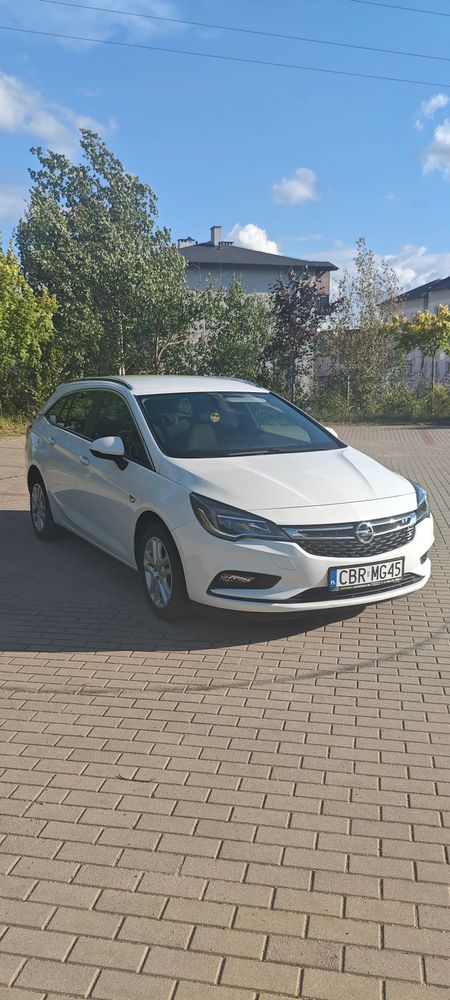 Opel Astra K (2015-2021) 1.0 Turbo Start/Stop Business 2017