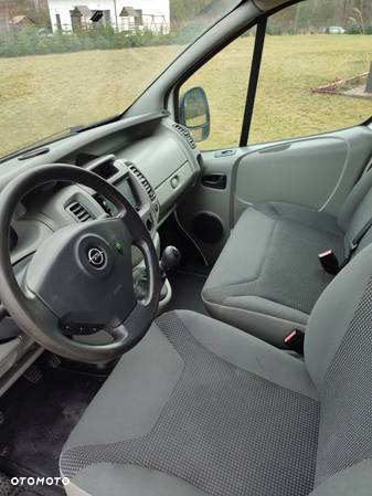 Opel Vivaro - 15