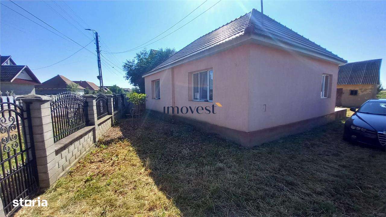 Casa de vanzare in Dumbrava - Imagine principală: 1/12