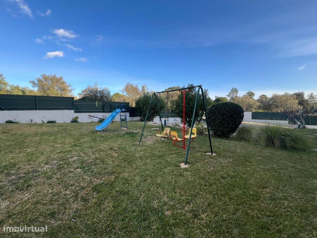 Apartamento com 3 quartos, piscina e garagem em Almancil.-22