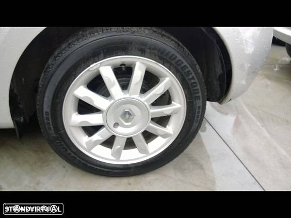Traseira/Frente/Interior Renault Grand Modus 2012 (Viatura com 33.800Km) - 5