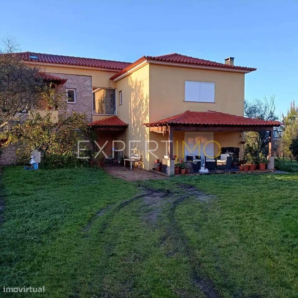 Quinta, moradia premium e terreno em Parque Natural Serra Estrela - Grande imagem: 1/25