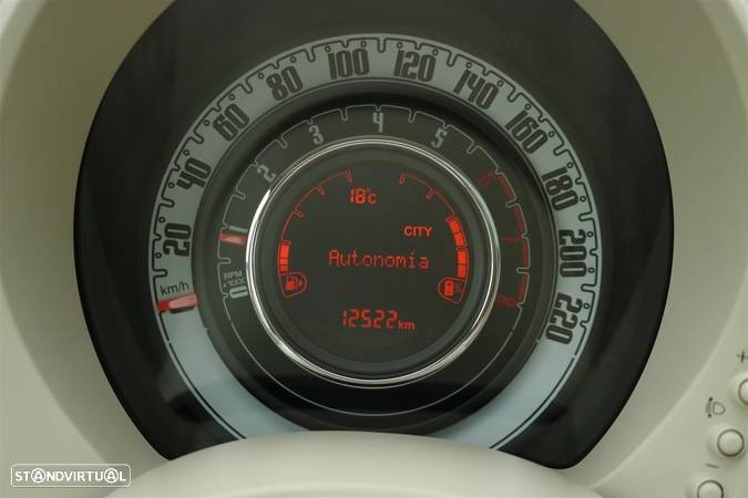 Fiat 500 1.0 Hybrid Lounge - 36