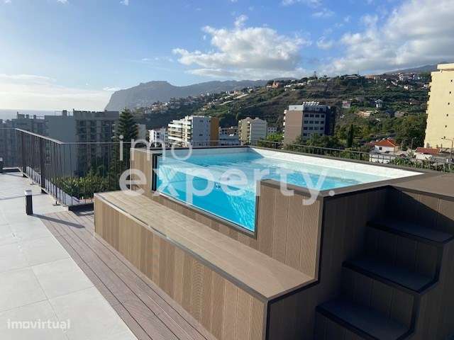 Apartamento T2 +1 com Terraço Privado, Jacuzzi e Vista Mar, Funchal - Grande imagem: 2/46