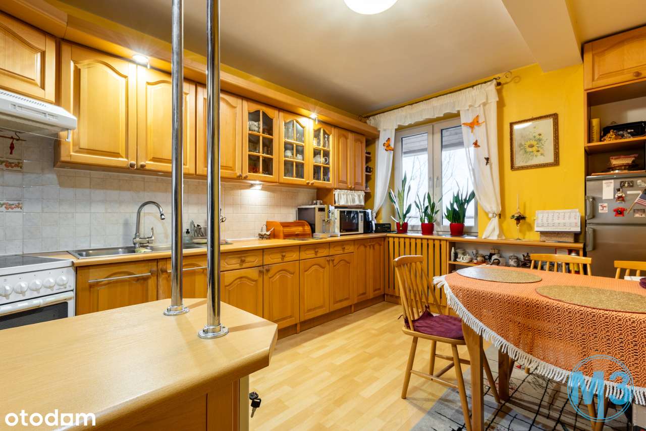 Trzypokojowe cudo w Stalowej Woli – mieszkanie, które działa-6