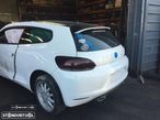 VW Scirocco 2.0 tdi de 2009 para peças - 3