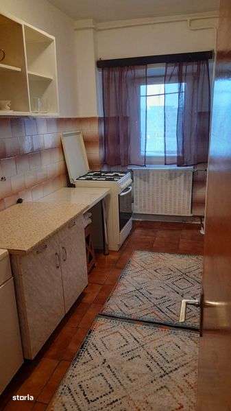 Ofer spre inchiriere garsoniera in zona Mall Vitan - Imagine principală: 5/8