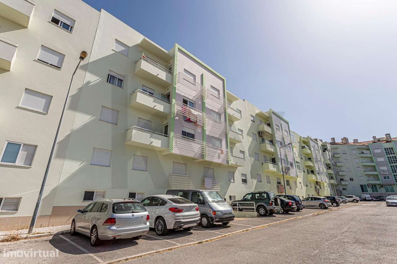 Apartamento T3 Duplex com aproveitamento superior | 5 Quartos | Garage-45