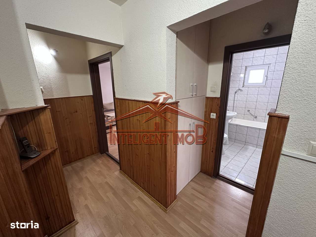 NOU! Apartament, decomandat, 4 camere, et.2 in Strand, Jud.SB-17