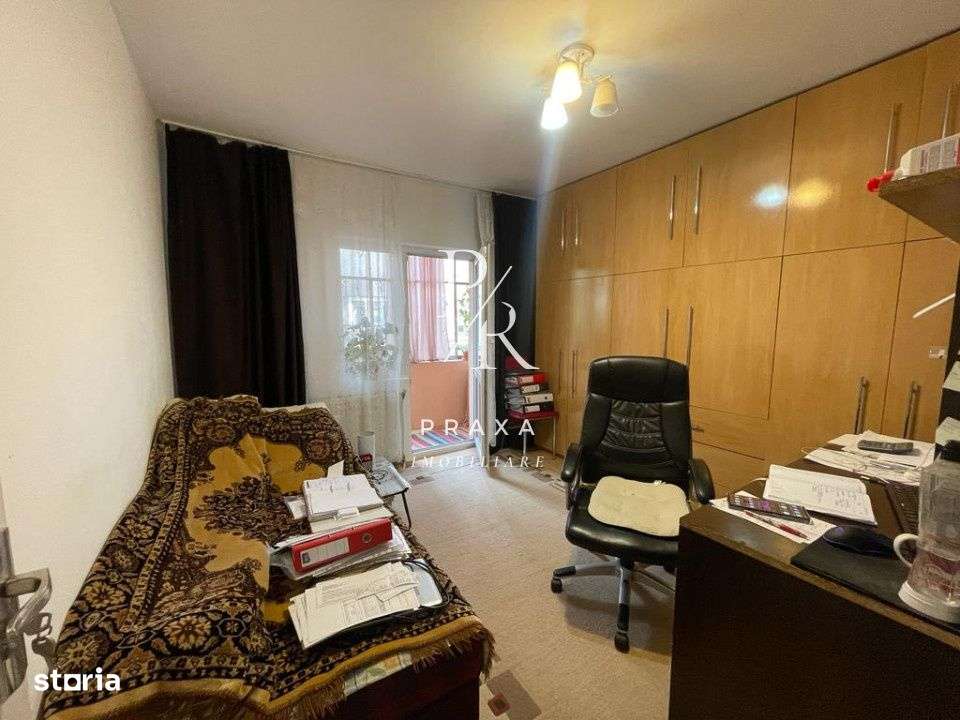 Apartament de 3 camere decomandat, etaj intermediar, garaj, zona Mega - Imagine principală: 4/10