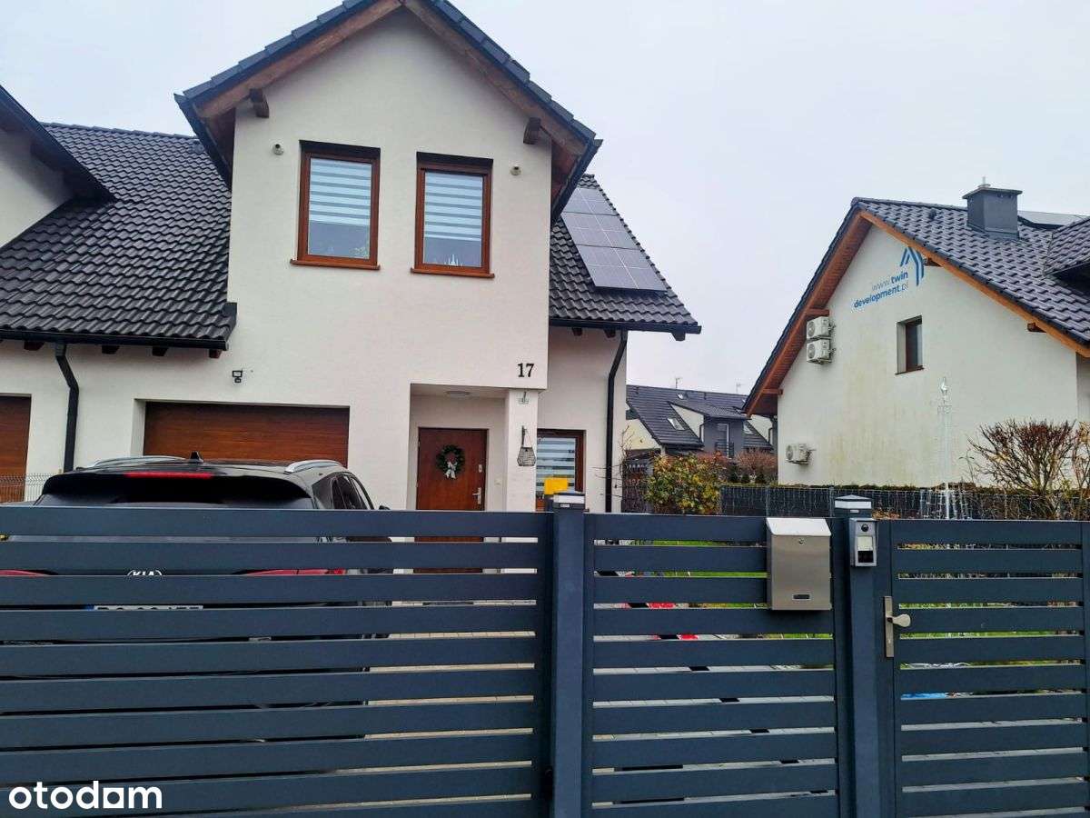 komfortowo wyposażony , fotowoltaika-16