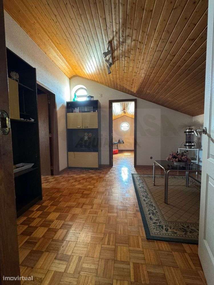 venda independente moradia / Quinta-34