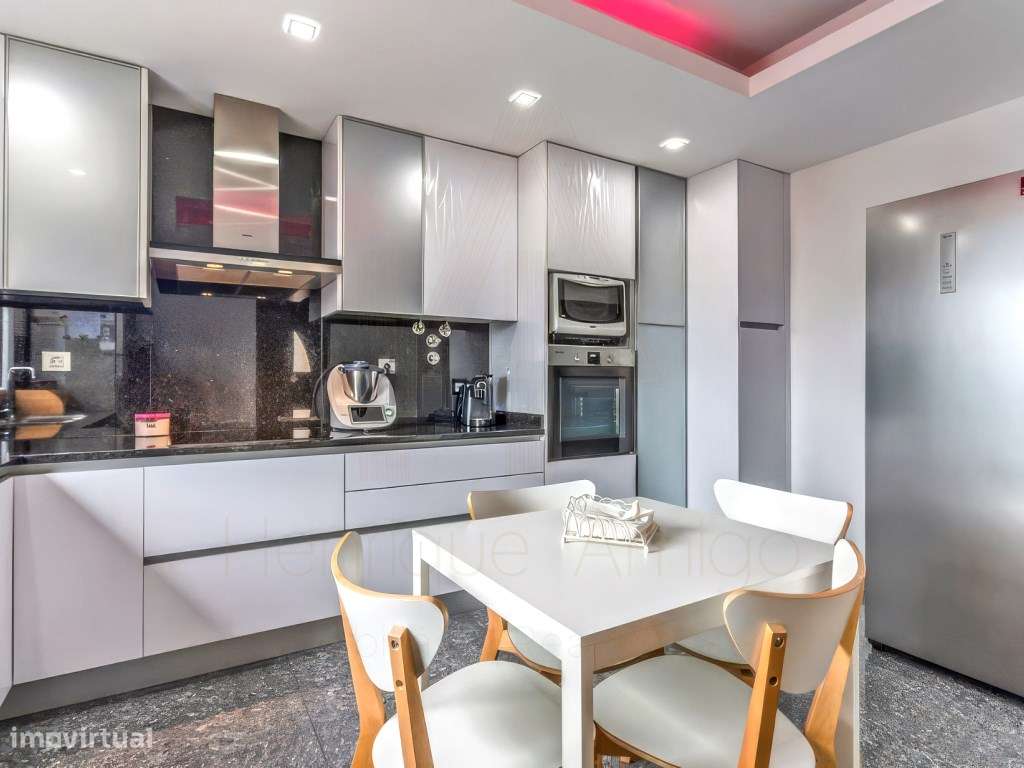 Moradia T3 com Apartamento T2 Independente | Almoinha, Sesimbra-10