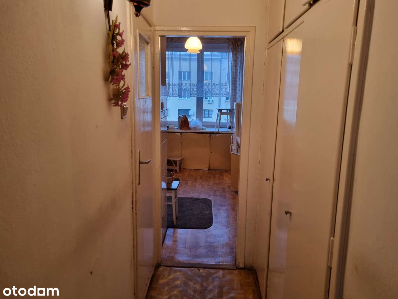 Dwupokojowe w super lokalizacji w kamienicy (do remontu)-7