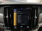 Volvo V90 2.0 T8 Momentum AWD Geartronic - 23