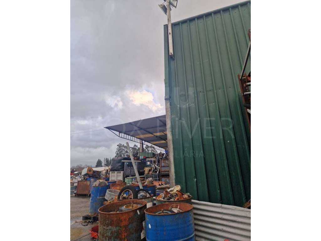 ARMAZÉM INDUSTRIAL DE RECICLAGEM - VILA NOVA DE CERVEIRA-6