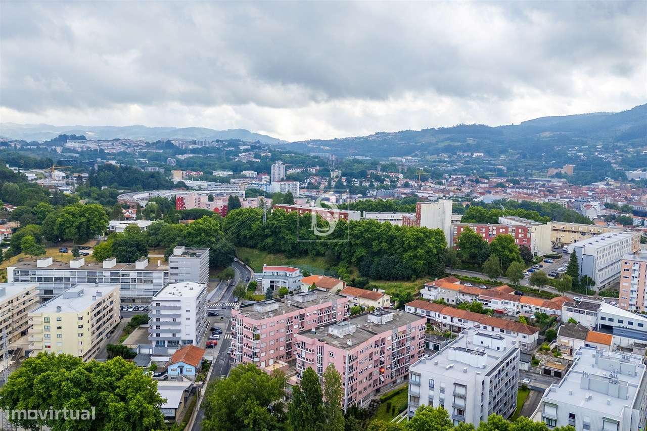 Apartamento T1+1 remodelado | 76 m² | Fermentões, Guimarães-16