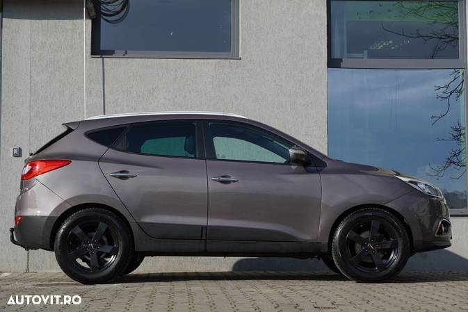 Hyundai ix35 2.0 CRDi 4WD Automatik Premium - 18