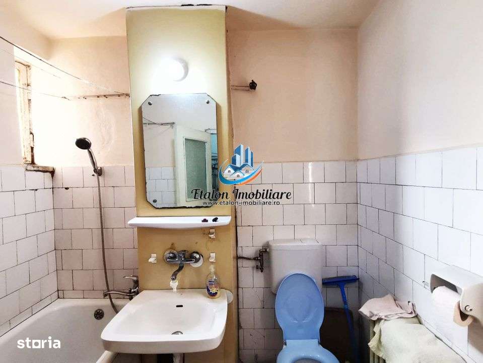 Apartament 4 camere semidecomandat, etaj 6, Maratei Piatra Neamt-2