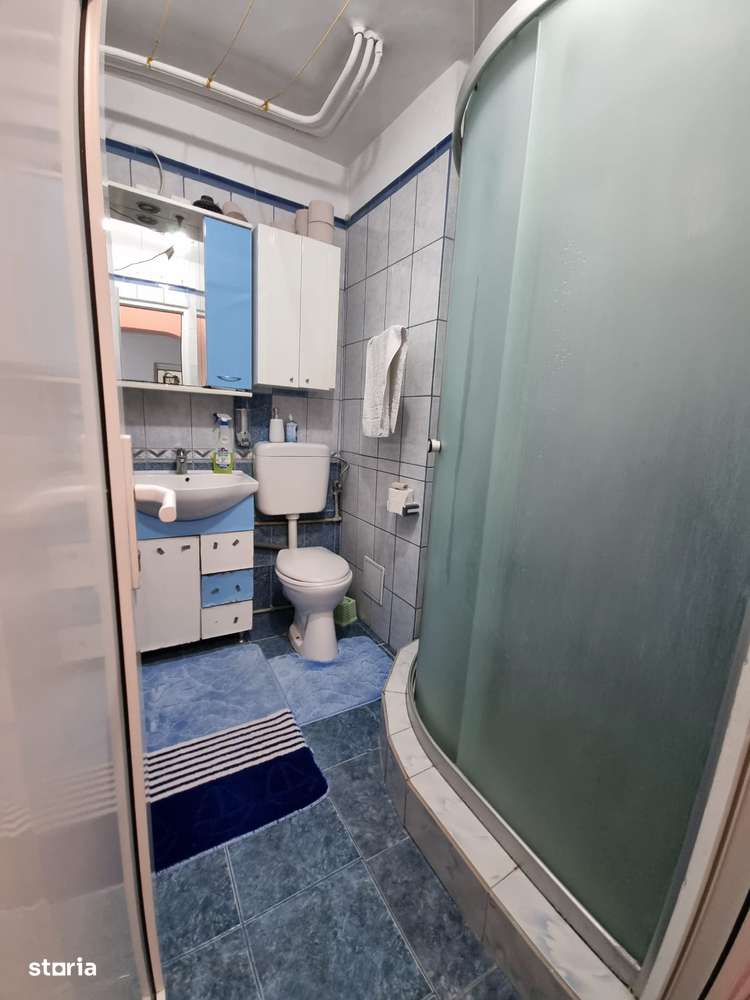 Apartament 4 camere mobilat si utilat, balcon inchis 11 mp, zona Barca - Imagine principală: 4/11
