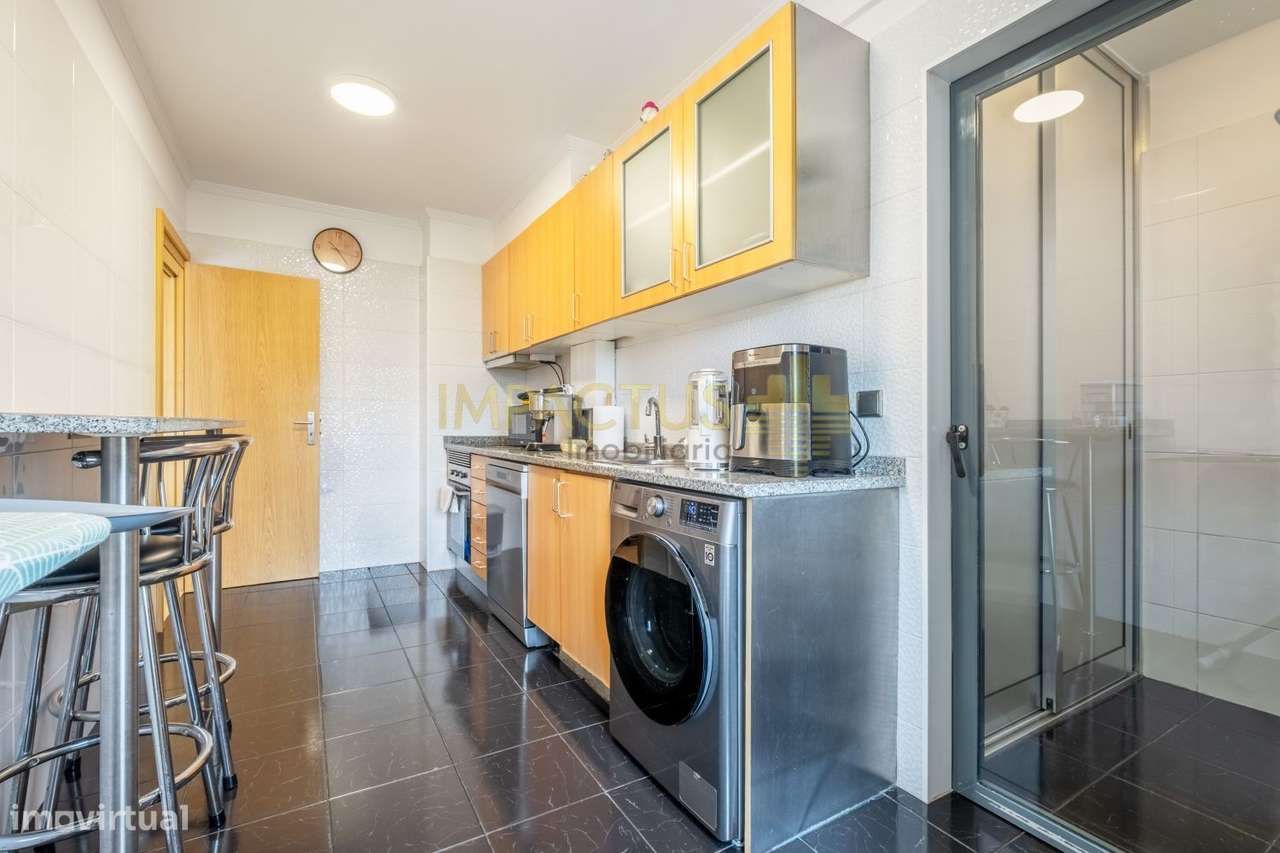 Apartamento T3 renovado em Alfena-9