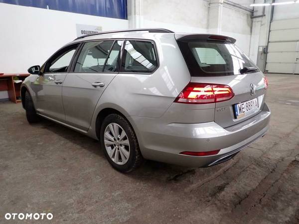 Volkswagen Golf VII 1.6 TDI BMT Comfortline - 4