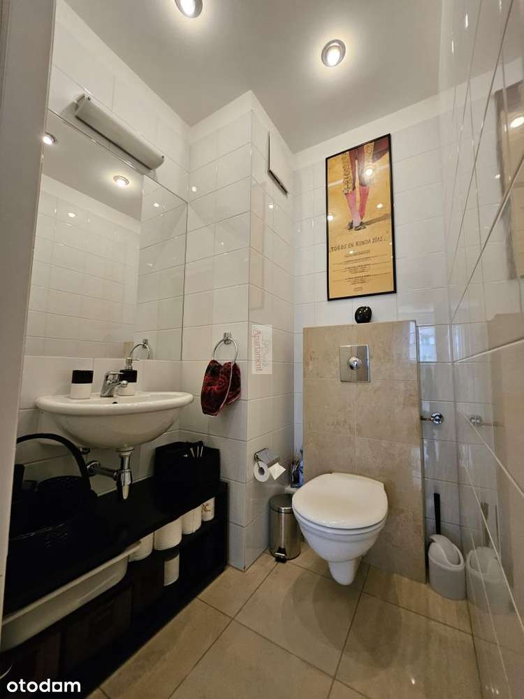 Belgradzka 10, ciche, dwustronne, garaż-12