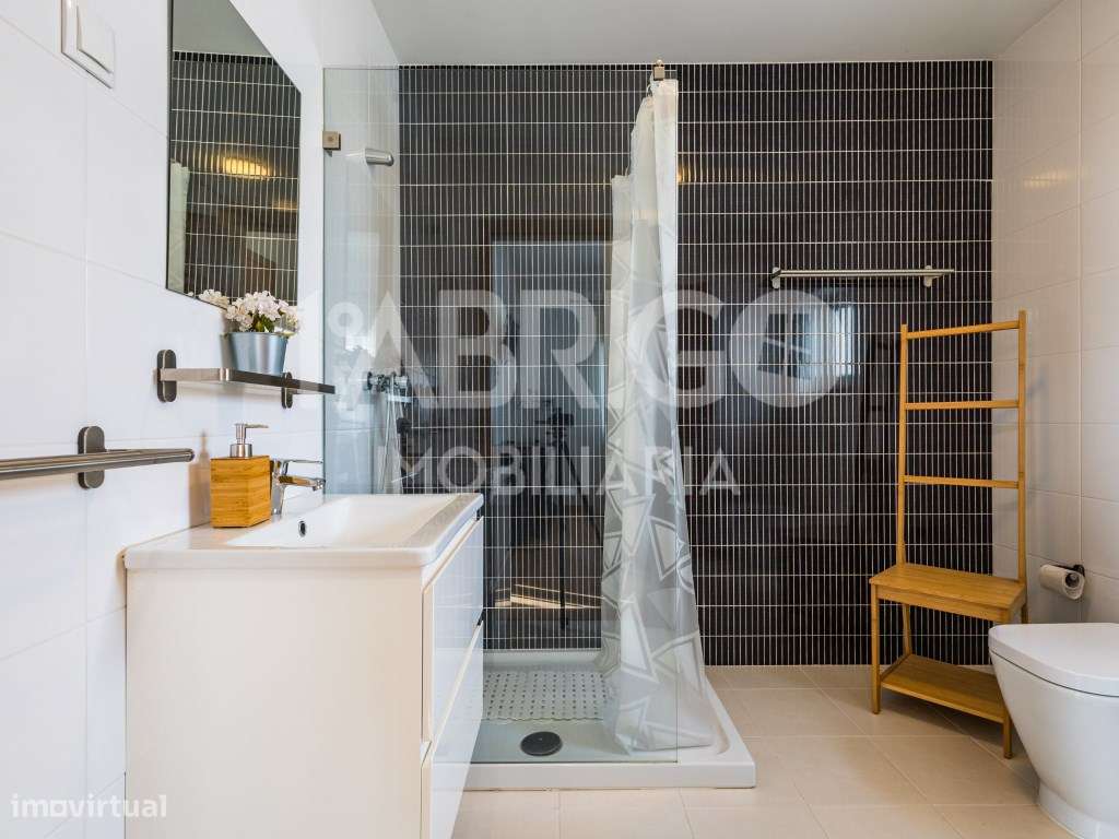 T4 Duplex no centro da Marinha Grande-23