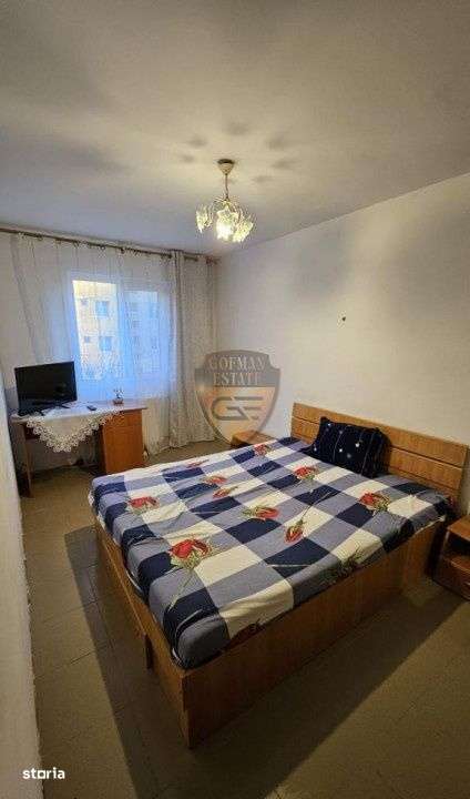 3 Camere Semi-decomandat Balcon Boxa, Et 1/4, Km 4-5 Complex - Imagine principală: 2/6