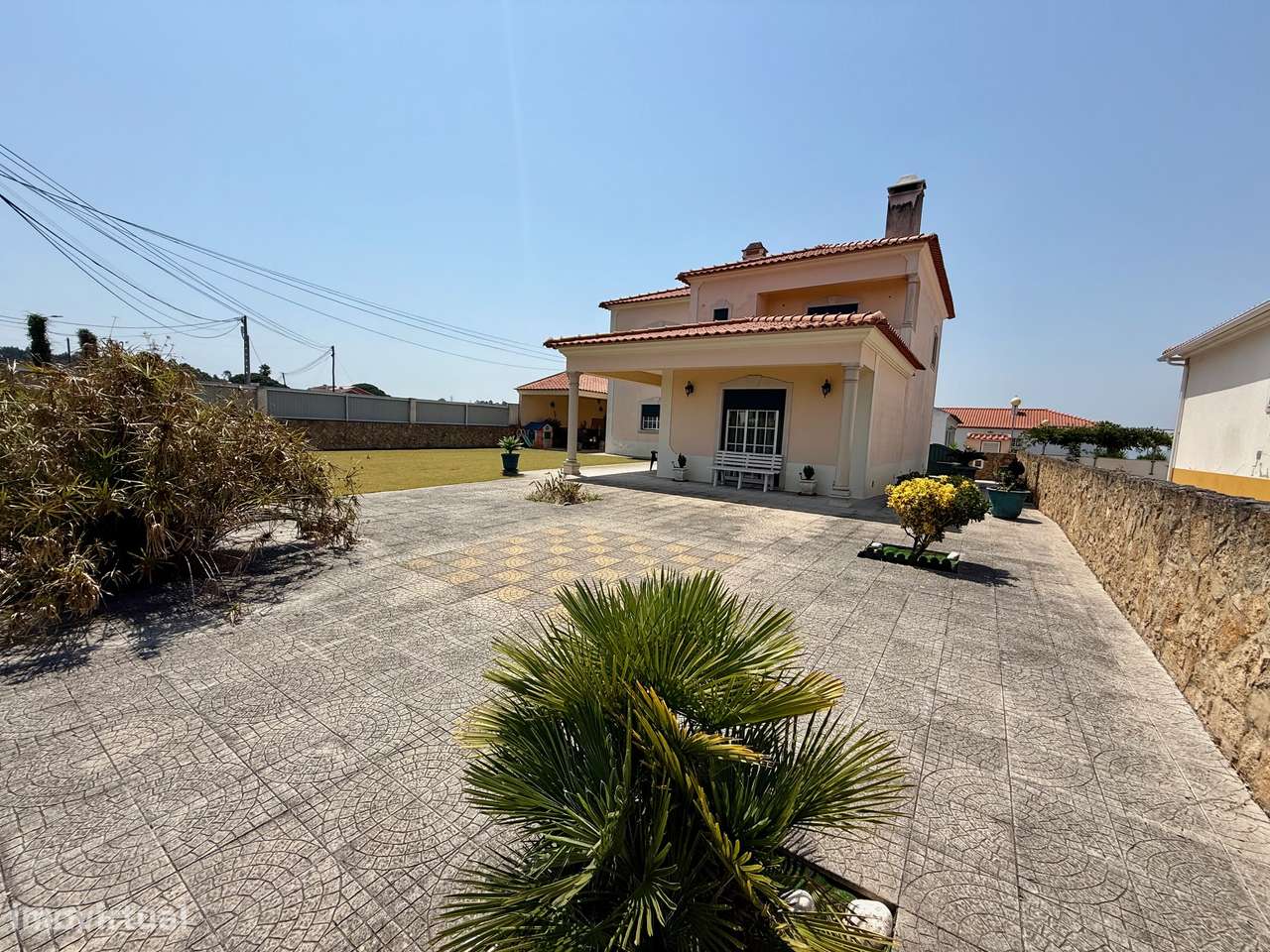 Moradia com garagem e jardim espaçoso - entre Caldas Rainha e Óbidos-32